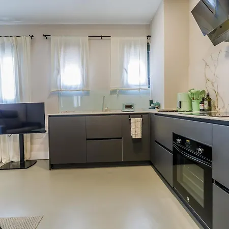 Lunaria & Centre Apartment *